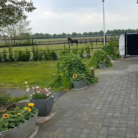 Annahoeve Venlo, 220 Qm Apartmán