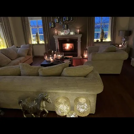 Annahoeve Venlo, 220 Qm Lägenhet *